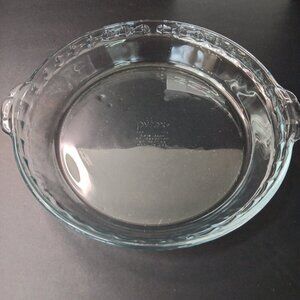 Vintage Pyrex #229 Glass Deep Dish Pie Dish Ovenware 9.5in Ribbed Edge USA